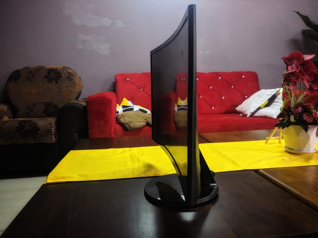 Samsung 24 inch Curved Monitor CF390, Computers & Tech, Parts