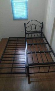Single bed with pull out 30*75