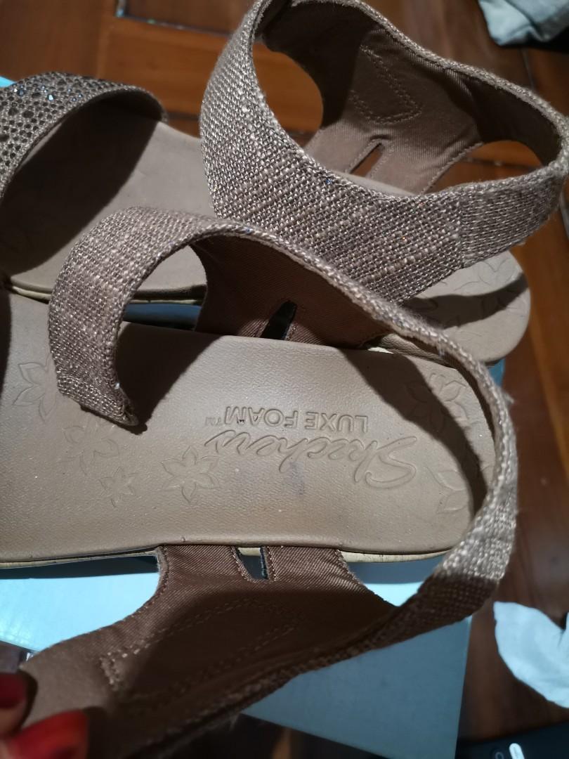 Skechers foam wedges top