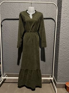 (Category: ) located in . Submitted by as.wardrobe (Listing ID 1172972395, Image 1). Description: .