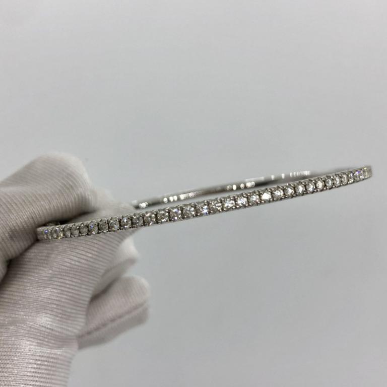 Tiffany metro hotsell hinged bangle