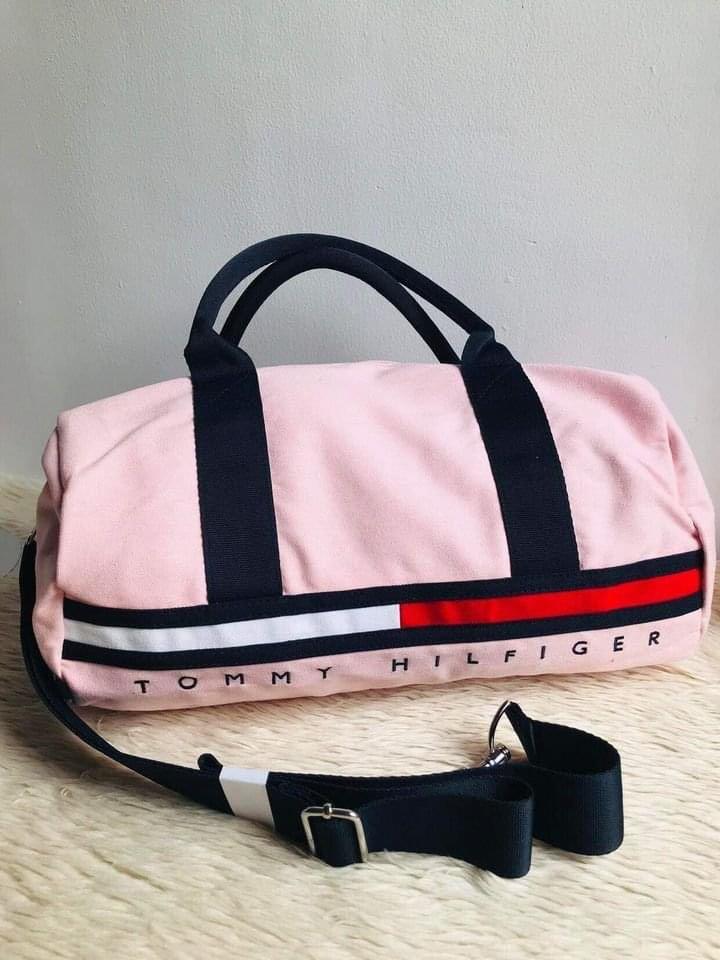 Pink tommy hilfiger duffle bag 2025