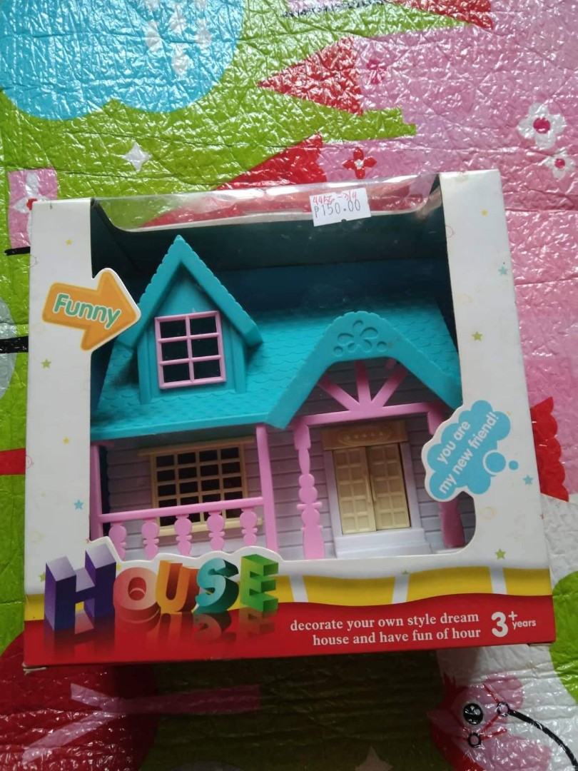 Toy house, Hobbies & Toys, Toys & Games on Carousell
