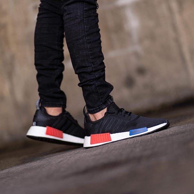 UK7.5 adidas NMD R1 Core Black OG 2021, Men's Fashion, Footwear, Sneakers  on Carousell