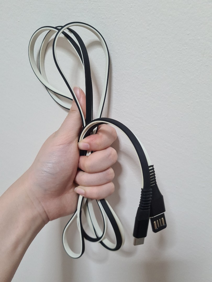 Usb a to usb c flat cable, Computers & Tech, Parts & Accessories