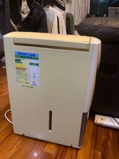 （分類：）位於 。 由 bellamzh 提交（商品編號 1172932195，圖片 1）。簡介： 。