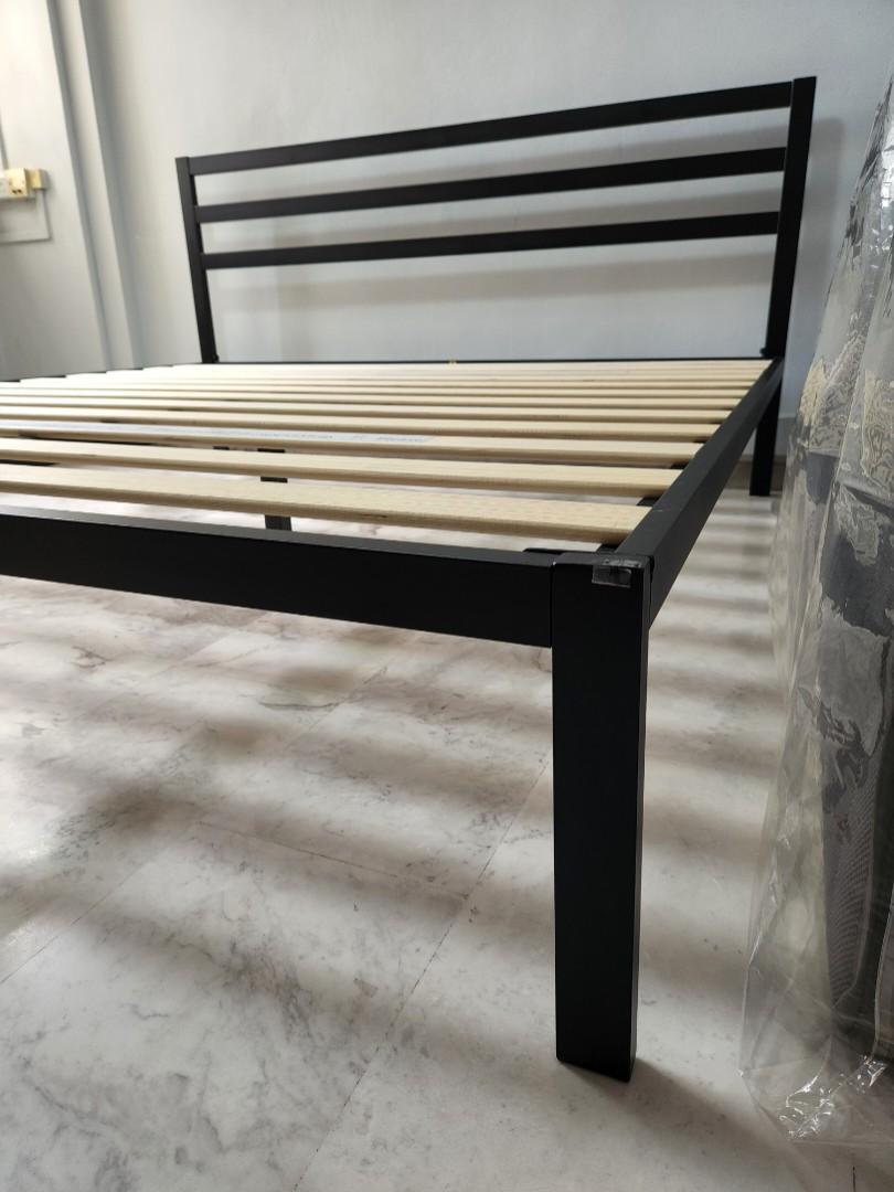 Zinus Mia Modern Studio Black Metal