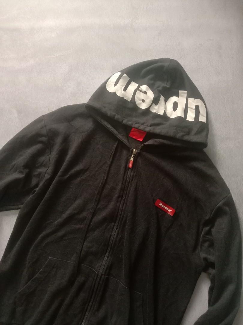 Zipper hoodie supreme, Fesyen Pria, Pakaian , Baju Luaran di Carousell