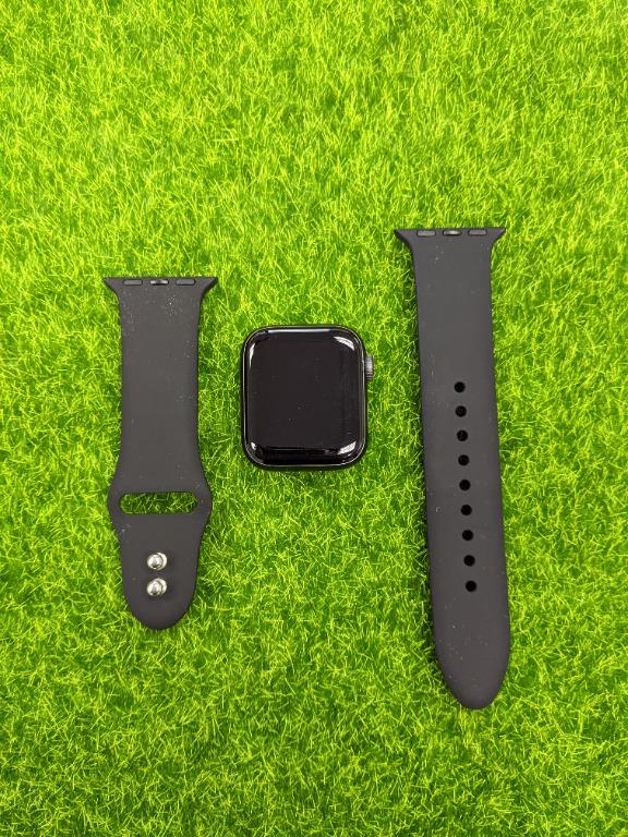 Apple watch hotsell with second hand