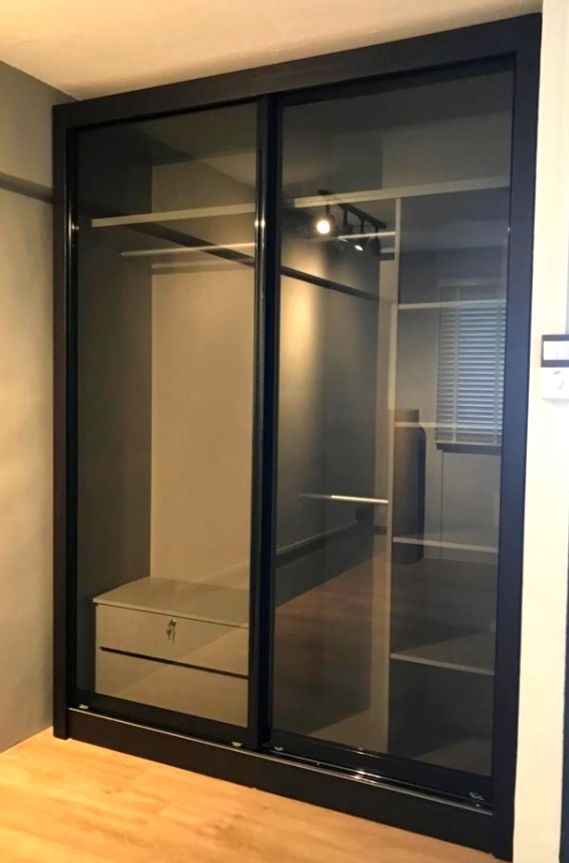 Black tinted glass wardrobe deals