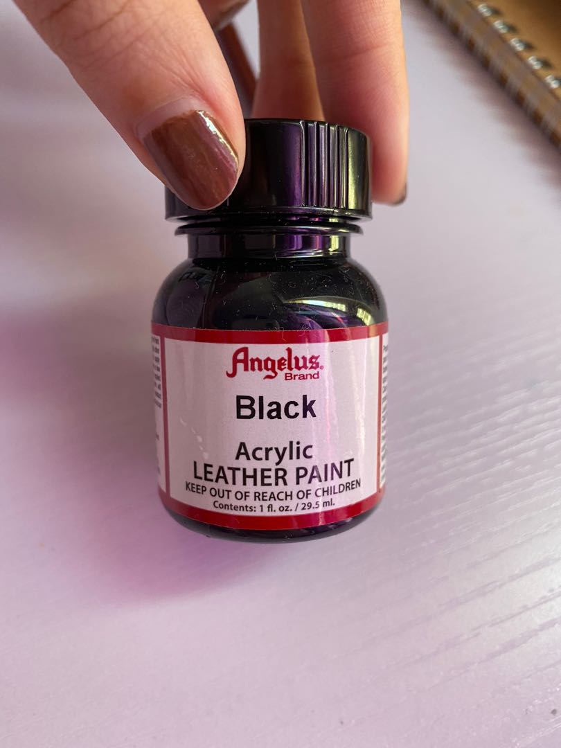 Angelus Paint Black 1oz, Hobbies & Toys, Stationery & Craft, Other
