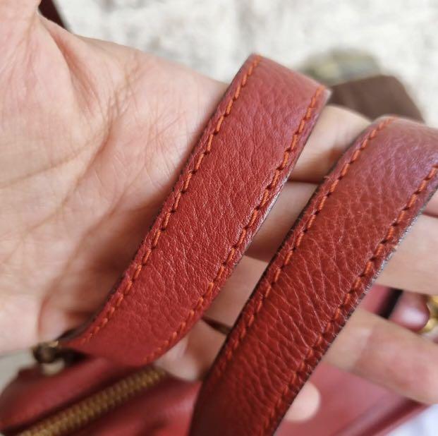 Authentic Chloe Paraty small (Category: Luxury Bags & Wallets) located in Quezon City. Submitted by jessethurmann (Listing ID 1173178966, Image 3). Description: .