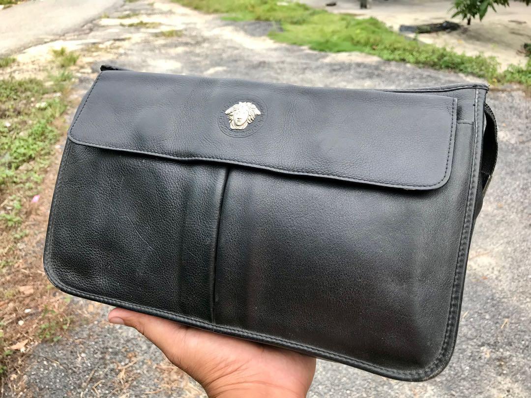 Gianni versace clutch 2025