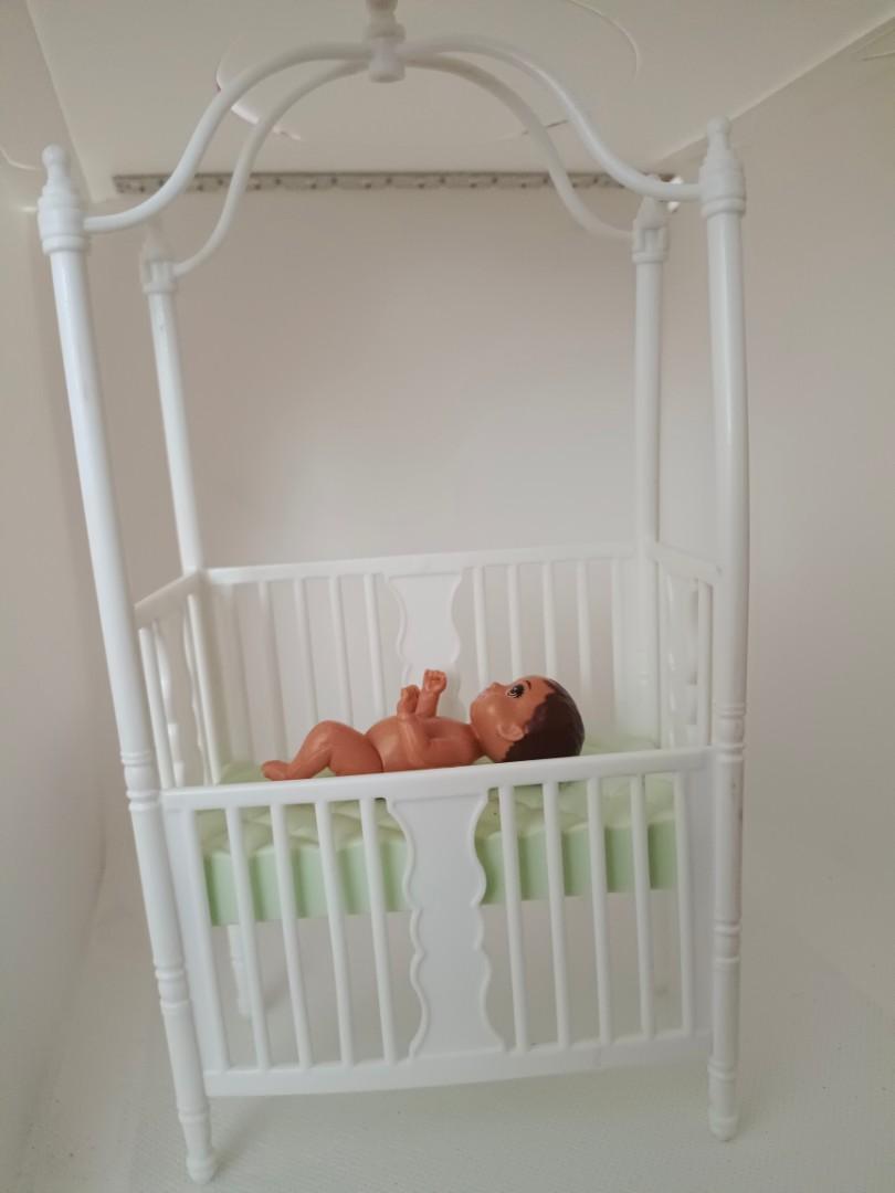 Barbie cheap baby bed
