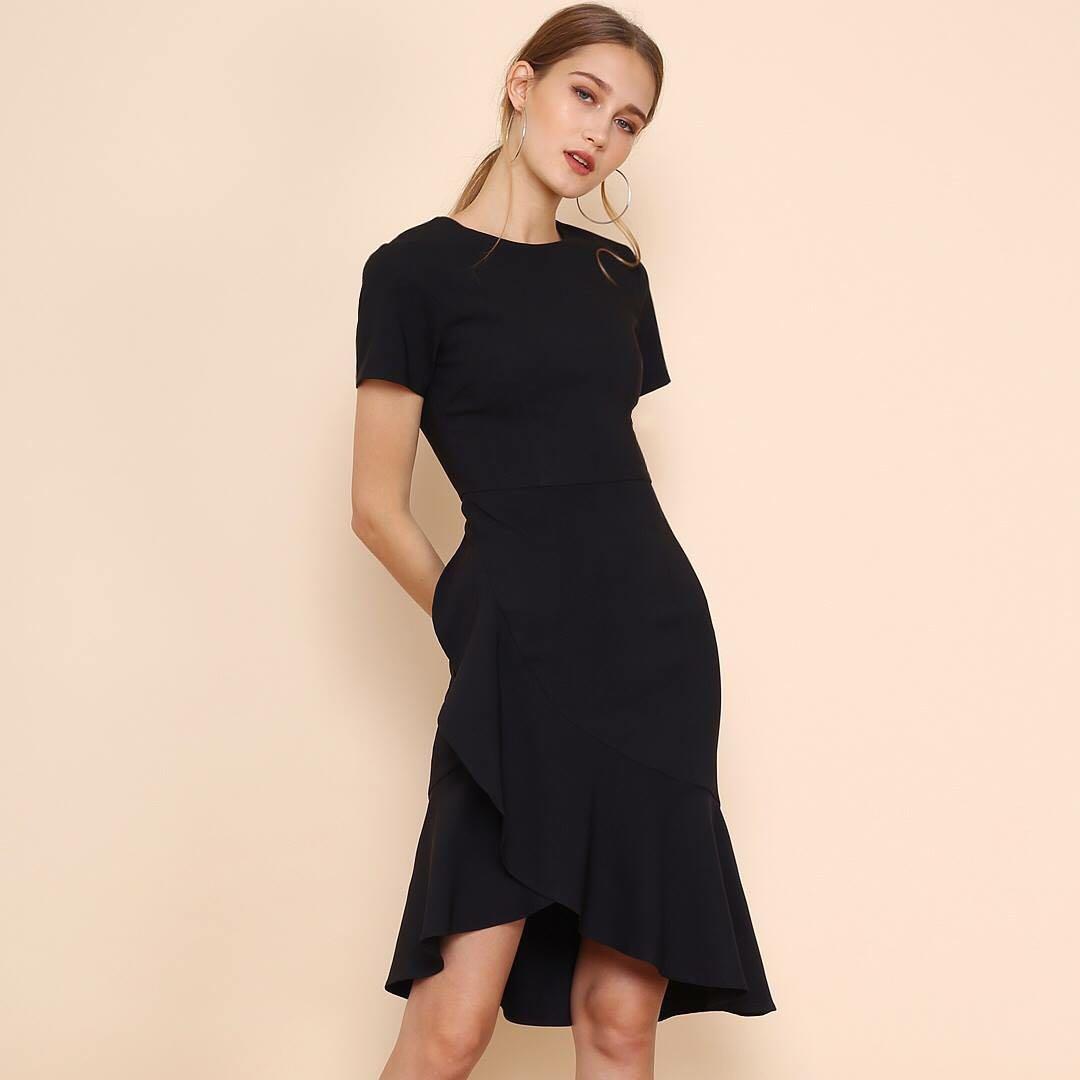 Dora ruffle dress hot sale