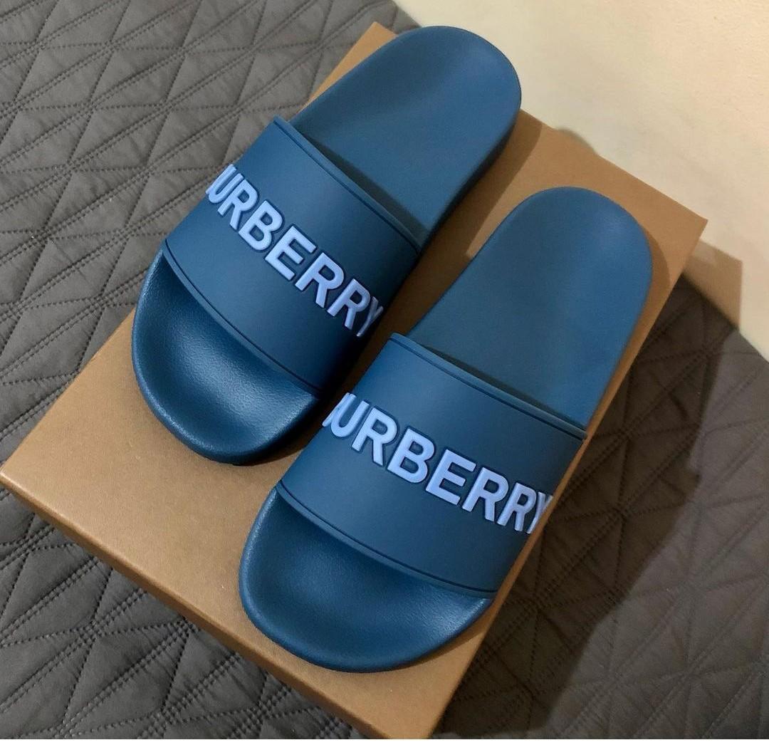 Blue shop burberry slides
