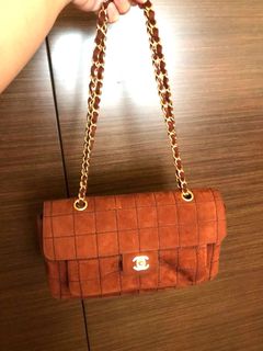 (Kategori: ) berada di . Dikirim oleh coolstyle_authentic_preloved (ID iklan 1173114740, Gambar 1). Deskripsi: .