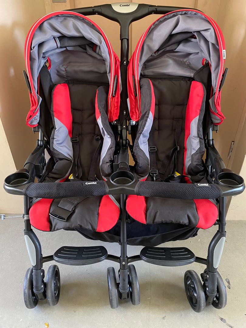 Combi Double Stroller