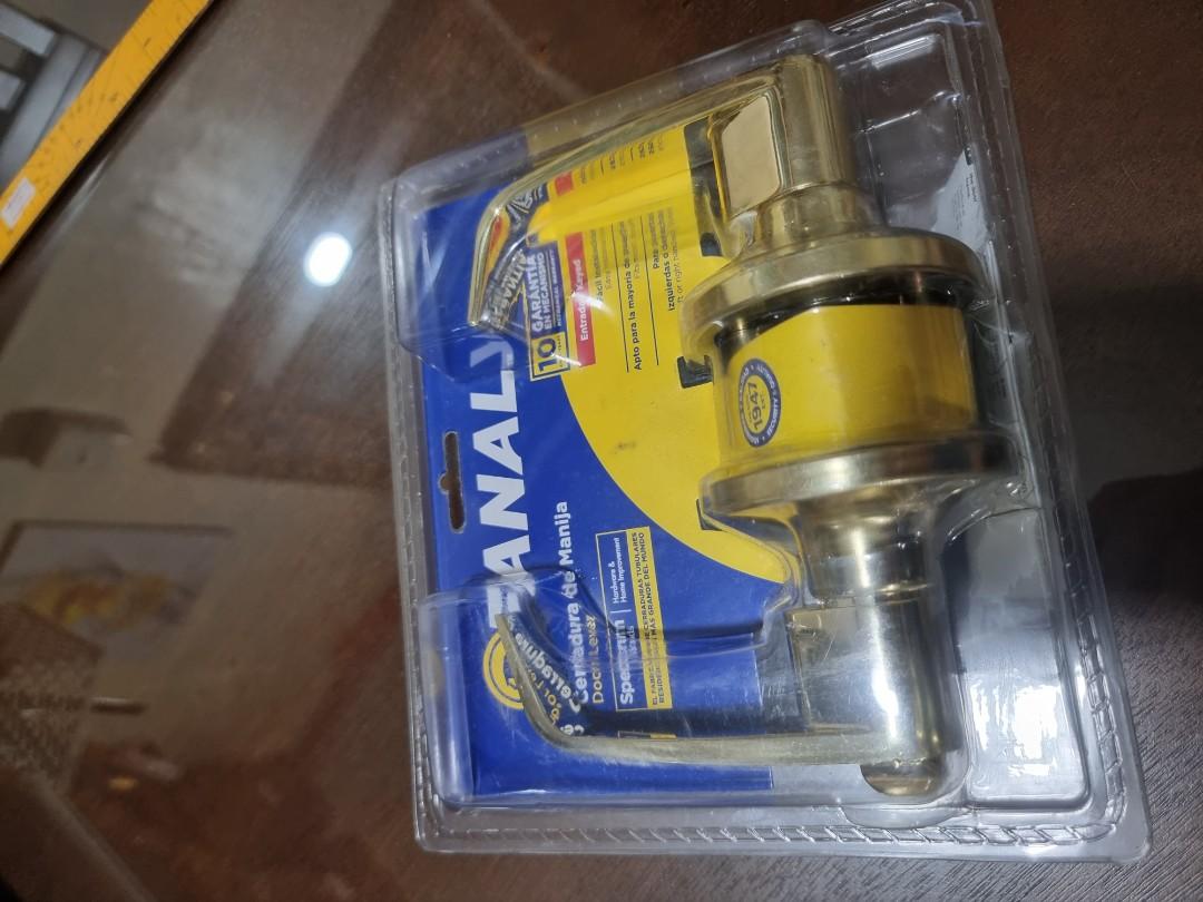 Door Knob (Gold Color), Everything Else, Looking For on Carousell