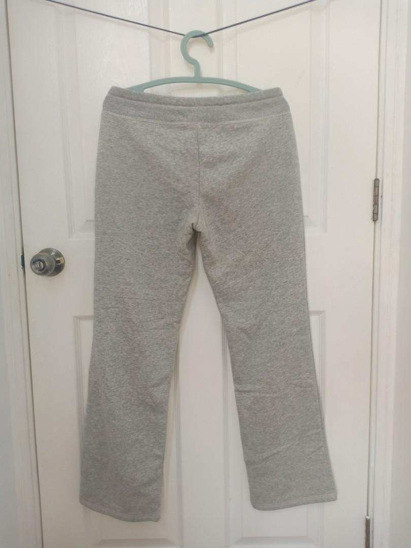 Gap Grey Jogging Pants (Category: Other Bottoms) located in Quezon City. Submitted by dalgidalgi26 (Listing ID 1172985814, Image 2). Description: Bought straight from the physical store a few years back. Worn once or twice only. As this is pre-loved, please do manage expectations in case there are loose threads/discolorations/creases, you can message me for more photos or a GDrive link for a video for condition. Rfs: Decluttering Size: S MOP: GCa