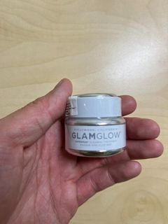 (Category: ) located in . Submitted by skincareguruu (Listing ID 1173046018, Image 1). Description: .