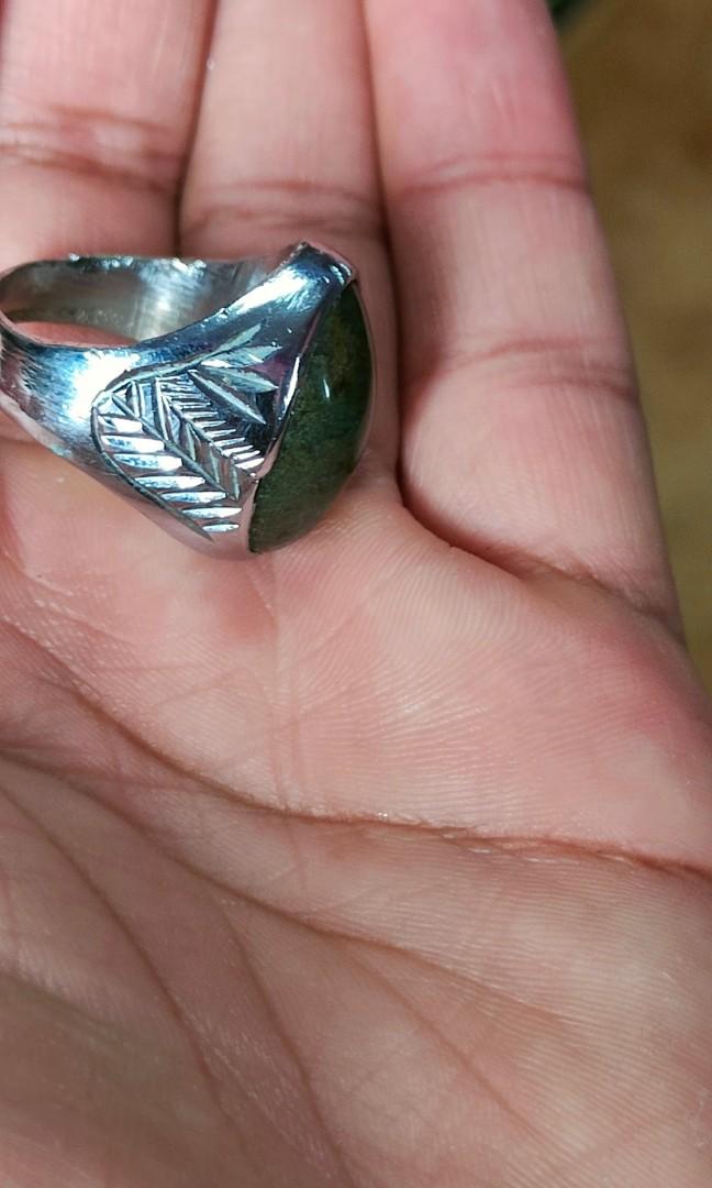 Emerald clearance stone olx