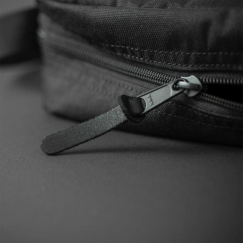 【日本代購】Gregory Shoulder Bag Book Dark Black Ver., 興趣及遊戲, 書本 & 文具, 雜誌及其他