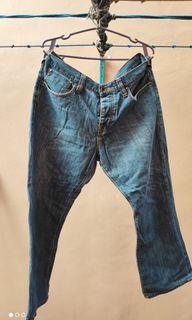 (Category: ) located in . Submitted by cv.store (Listing ID 1173058466, Image 1). Description: .
