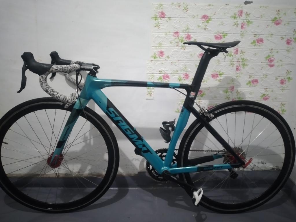 HIGH QUALITY ROAD BIKE FOR SALE 10K only!!Rush sale! Last final PRICE