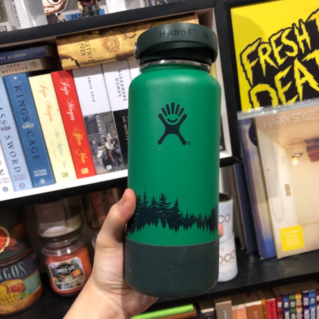 Forest green hydro flask 32 oz top
