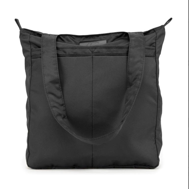 Jujube Be Light Blackout (Category: Diaper Bags & Wetbags) located in Makati City. Submitted by chaitealover (Listing ID 1173015413, Image 1). Description: It’s one thing to be light. It’s another to be ultra-crazy, feather light! This awesome tote can pack down so small that you’ll swear it’s not really there ... but it still holds a ton when you need it to. Perfect sized straps and just the right number of pockets. You won’t find a better bag .
