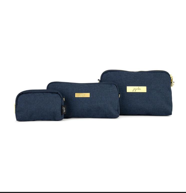 Jujube Be Set Indigo (Category: Diaper Bags & Wetbags) located in Makati City. Submitted by chaitealover (Listing ID 1173049841, Image 1). Description: Get ready to take your organization skills to the next level. This set includes three mini bags that you can use to organize your diaper bag or as standalone bags. When you pack with Be Set, you’ll never have to dig around the bottom of your bag for small items again. The set comes with two detach