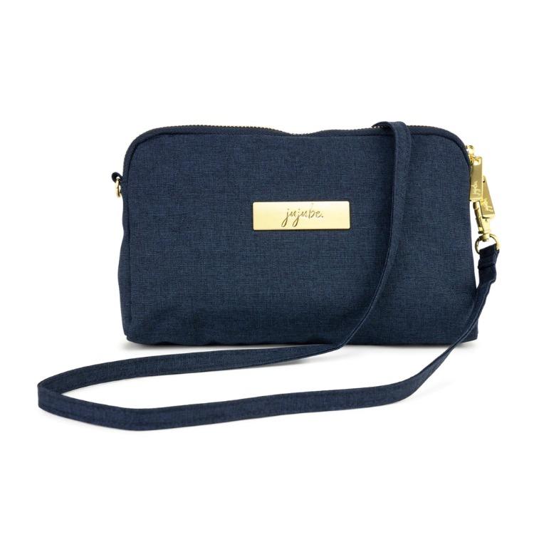 Jujube Be Set Indigo (Category: Diaper Bags & Wetbags) located in Makati City. Submitted by chaitealover (Listing ID 1173049841, Image 3). Description: Get ready to take your organization skills to the next level. This set includes three mini bags that you can use to organize your diaper bag or as standalone bags. When you pack with Be Set, you’ll never have to dig around the bottom of your bag for small items again. The set comes with two detach