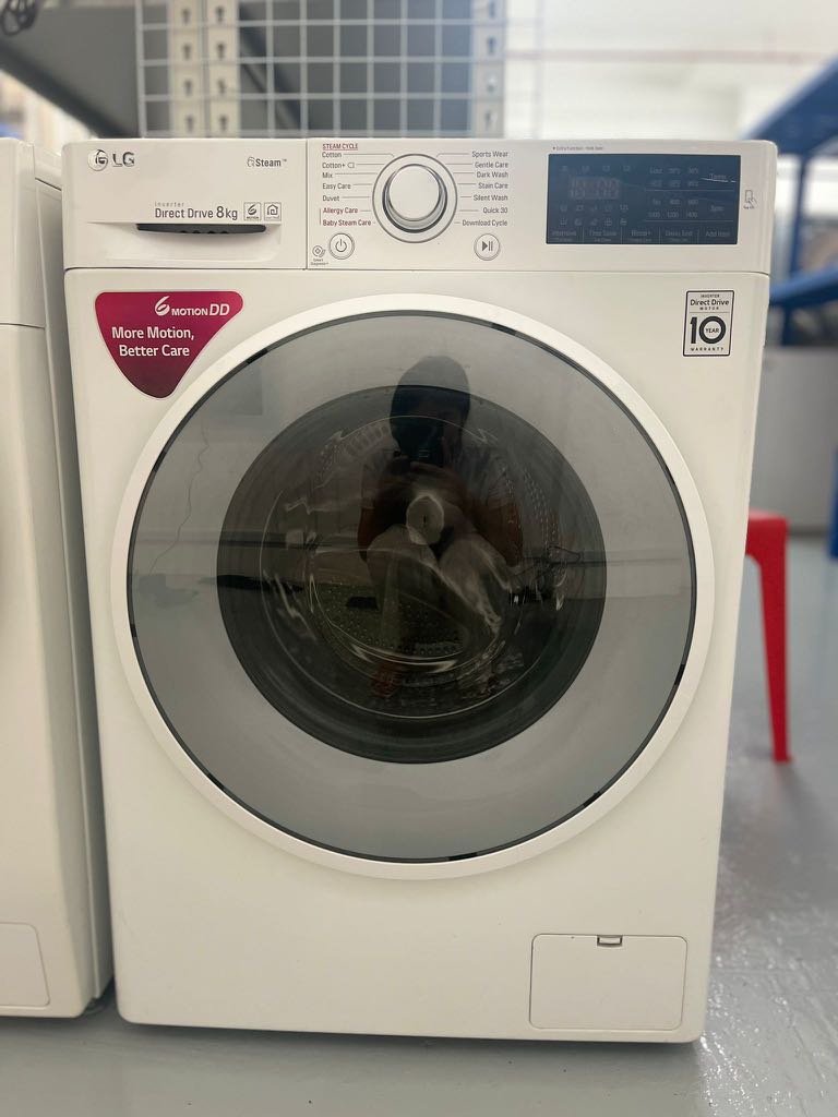 LG 8KG FC1408S4W FRONT LOAD WASHING MACHINE condition 8/10 300 One