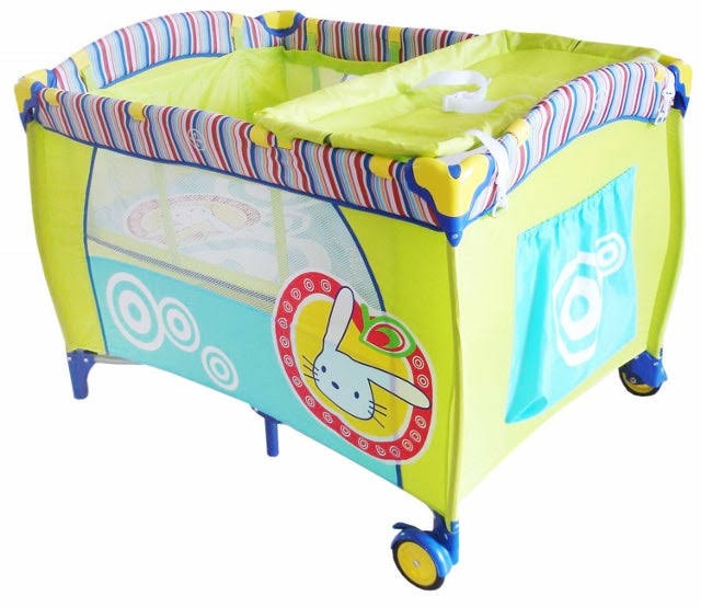 Lucky baby clearance play yard