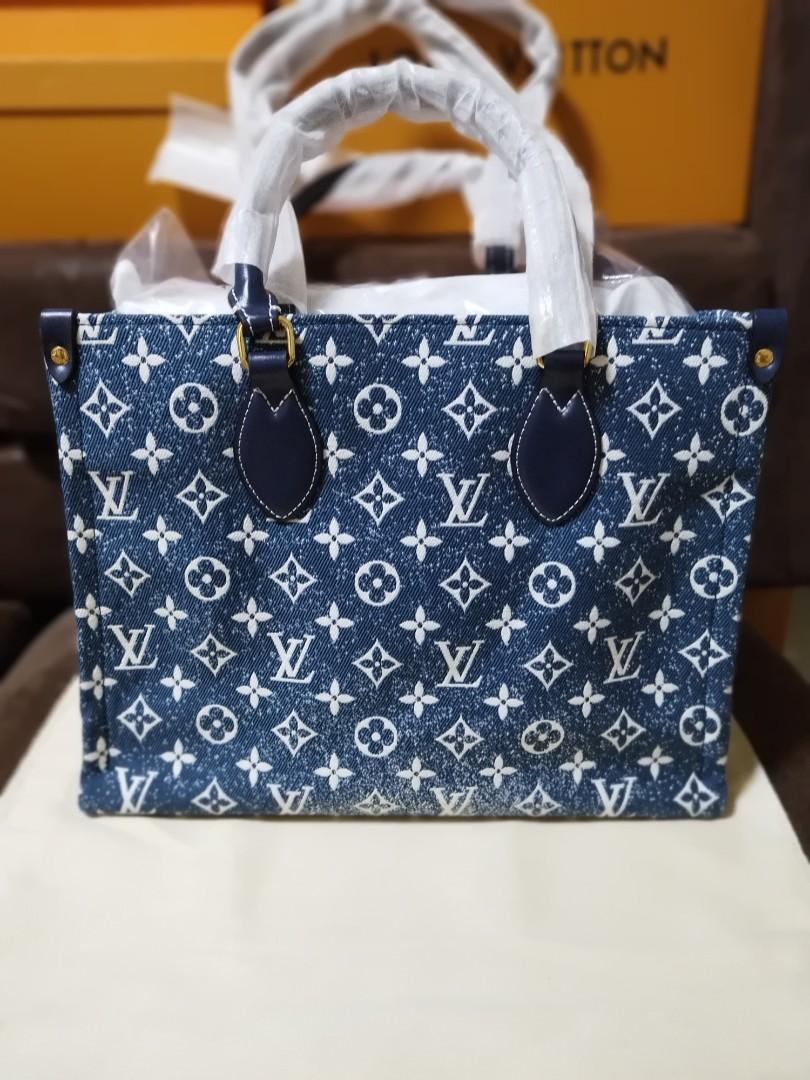 My Sister's Closet  Louis Vuitton Louis Vuitton Size Small Blue Vernis  Monogram Shoulder Bag