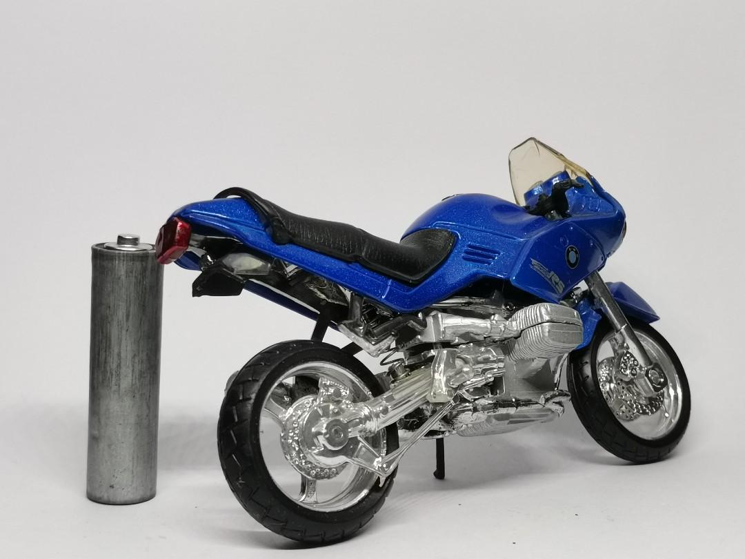 Maisto BMW R1100RS 1:18