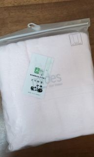 （分類：）位於 。 由 decultteringitems 提交（商品編號 1173110758，圖片 1）。簡介： 。