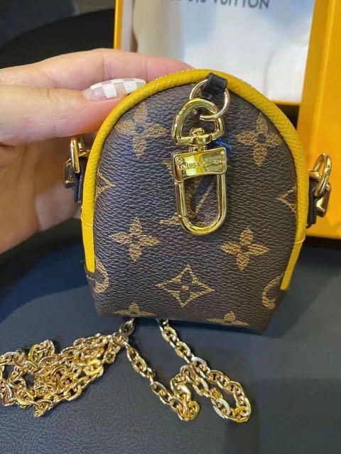 Louis Vuitton Ancient Chinese transformation Minions change purse