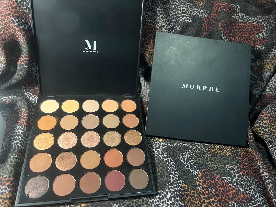 Morphë 25B Bronzed Mocha (Category: Makeup) located in Cebu City. Submitted by bashie (Listing ID 1173162869, Image 1). Description: Morphe 25B Bronzed Mocha Eyeshadow Palette With shades of mellow cabernet, warm brandy and mocha, this palette is as inviting as a steamy spiced latte on a crisp, cool day. The mix of warm and cool mattes with neutral shimmers ensure easy everyday looks that never get boring. 25 shades that’ll take you places These 