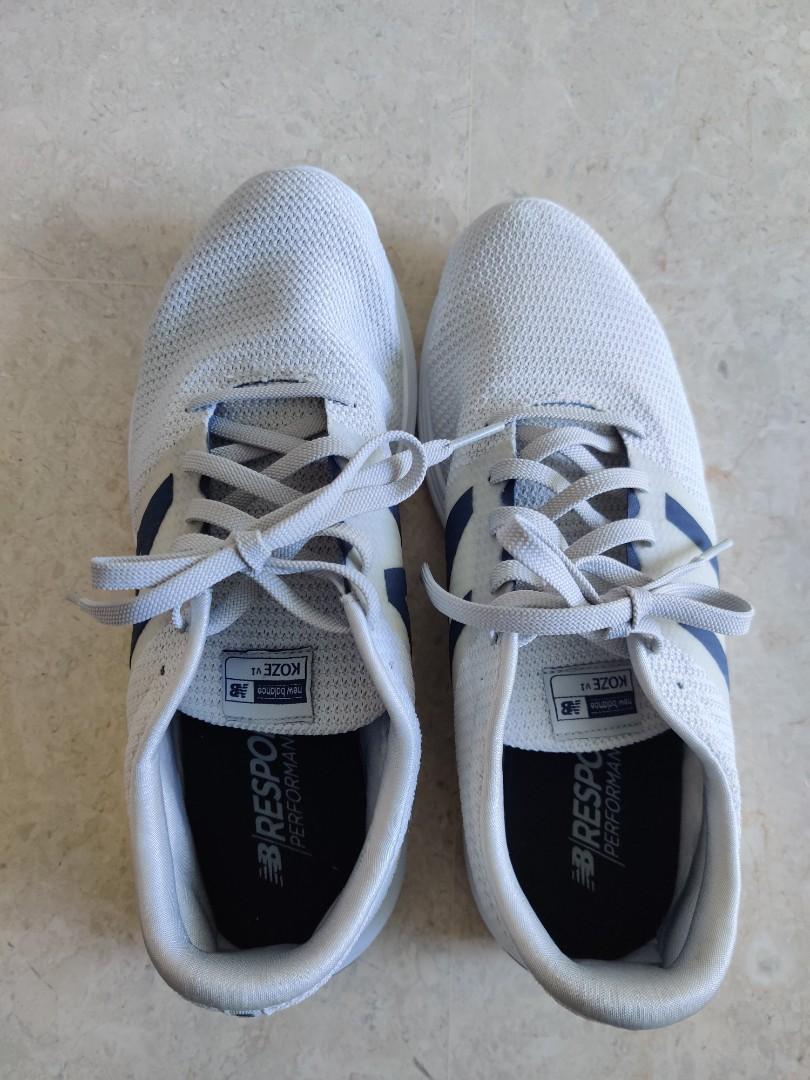 Men's 8.5 new arrivals wide sneakers