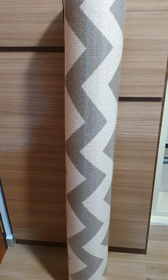 New large dwinguler Alphabet playmat, Babies & Kids, Infant Playtime on