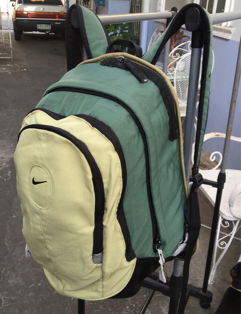 Nike retro backpack, Men's Fashion 