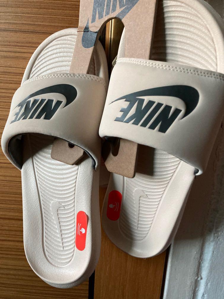 nike flip flops mens size 14