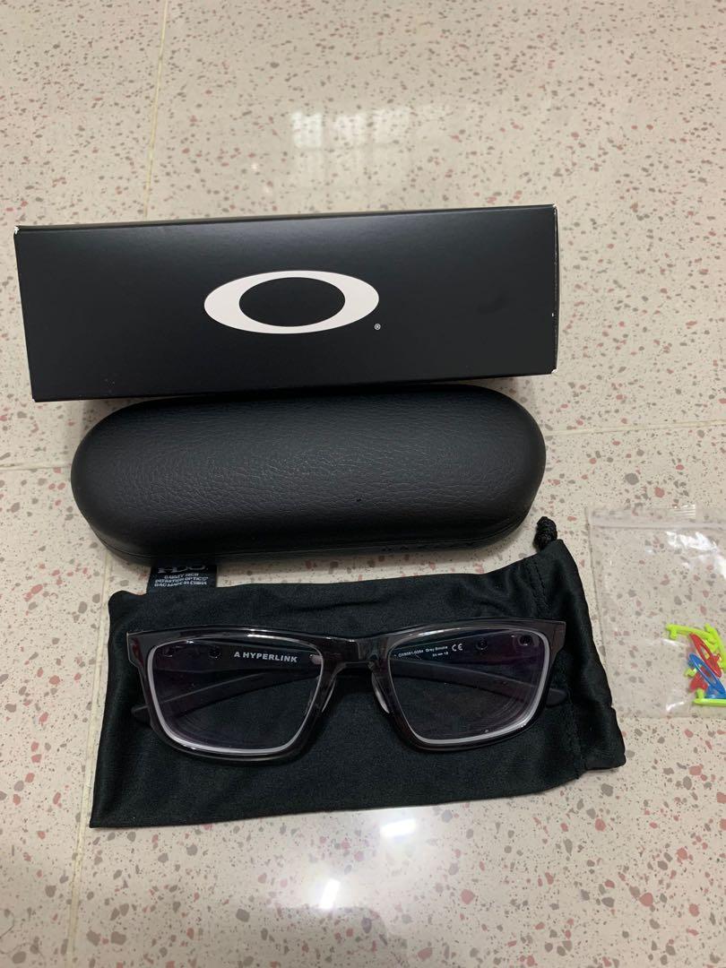 Oakley hyperlink asian fit top