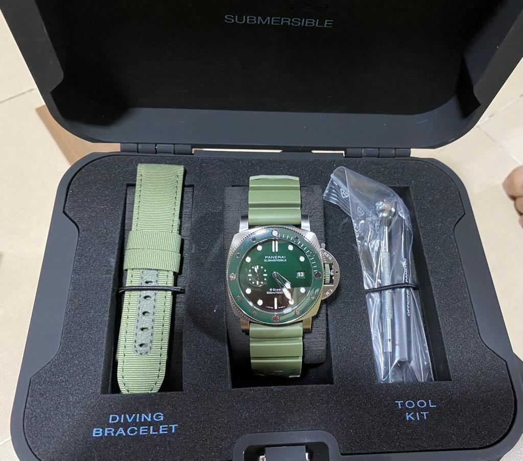 Panerai submersible green dial PAM01287 Luxury Watches on