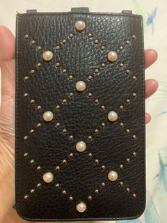 (Category: ) located in . Submitted by Switbriar_Closet (Listing ID 1173126734, Image 1). Description: .