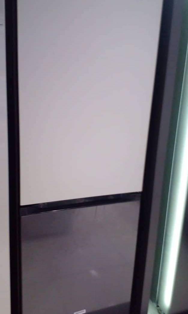 SAMSUNG BESPOKE INVERTER REFRIGERATOR (Category: Refrigerators and Freezers) located in Quezon City. Submitted by annys.online (Listing ID 1173127858, Image 1). Description: SAMSUNG 12.4 cu ft BESPOKE BOTTOM MOUNT REFRIGERATOR RB33T307026 RZ32T744501 * All around cooling * No Frost * Deodorizer * Digital Inverter Technology RB33T307026- 38,100 * Convertible Mode * Digital Inverter Compressor * All-Around Cooling * Metal Duct RZ32T744501/TC-37,500