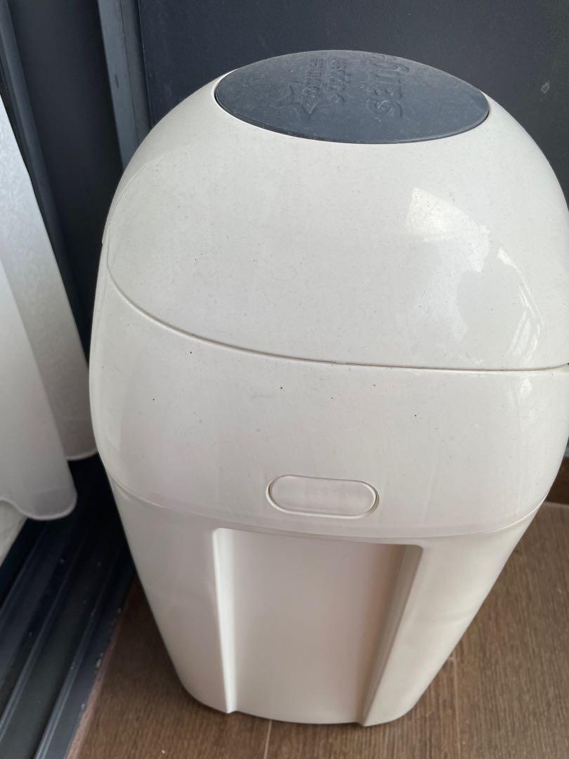 Sangenic Diaper Trash Bin, Babies & Kids, Baby Nursery & Kids Furniture