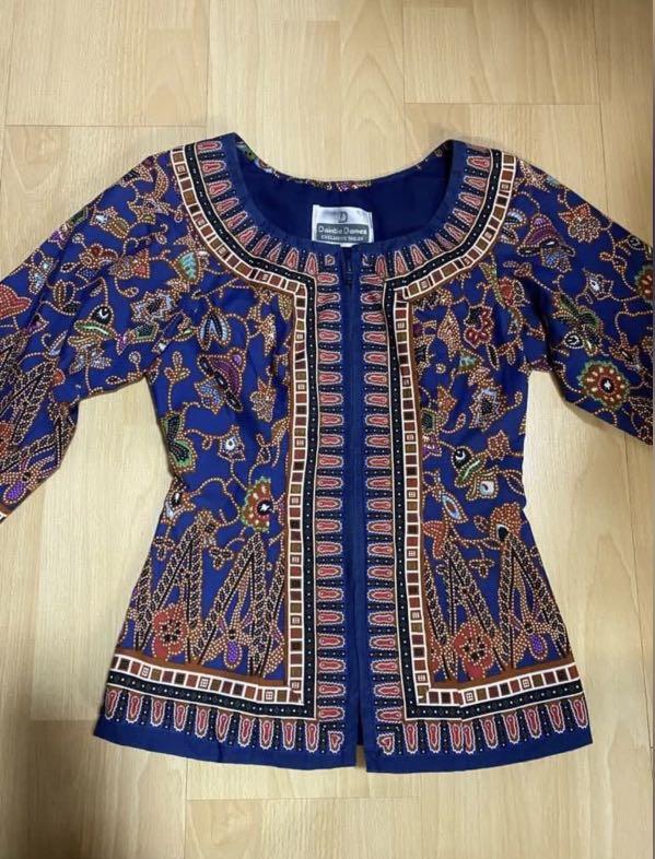 SQ top, Women's Fashion, Tops, Other Tops on Carousell